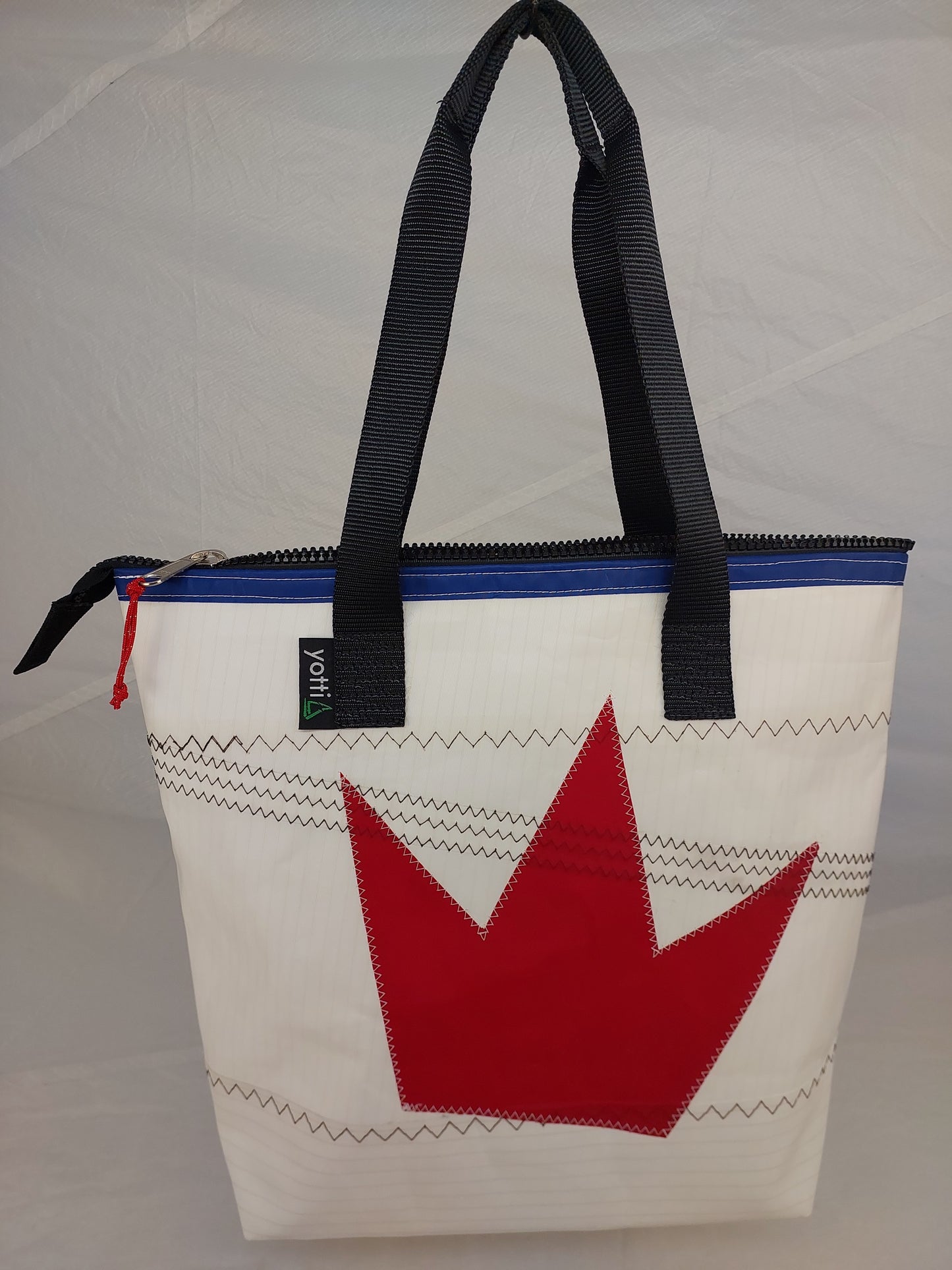 Crown Zip Tote 856