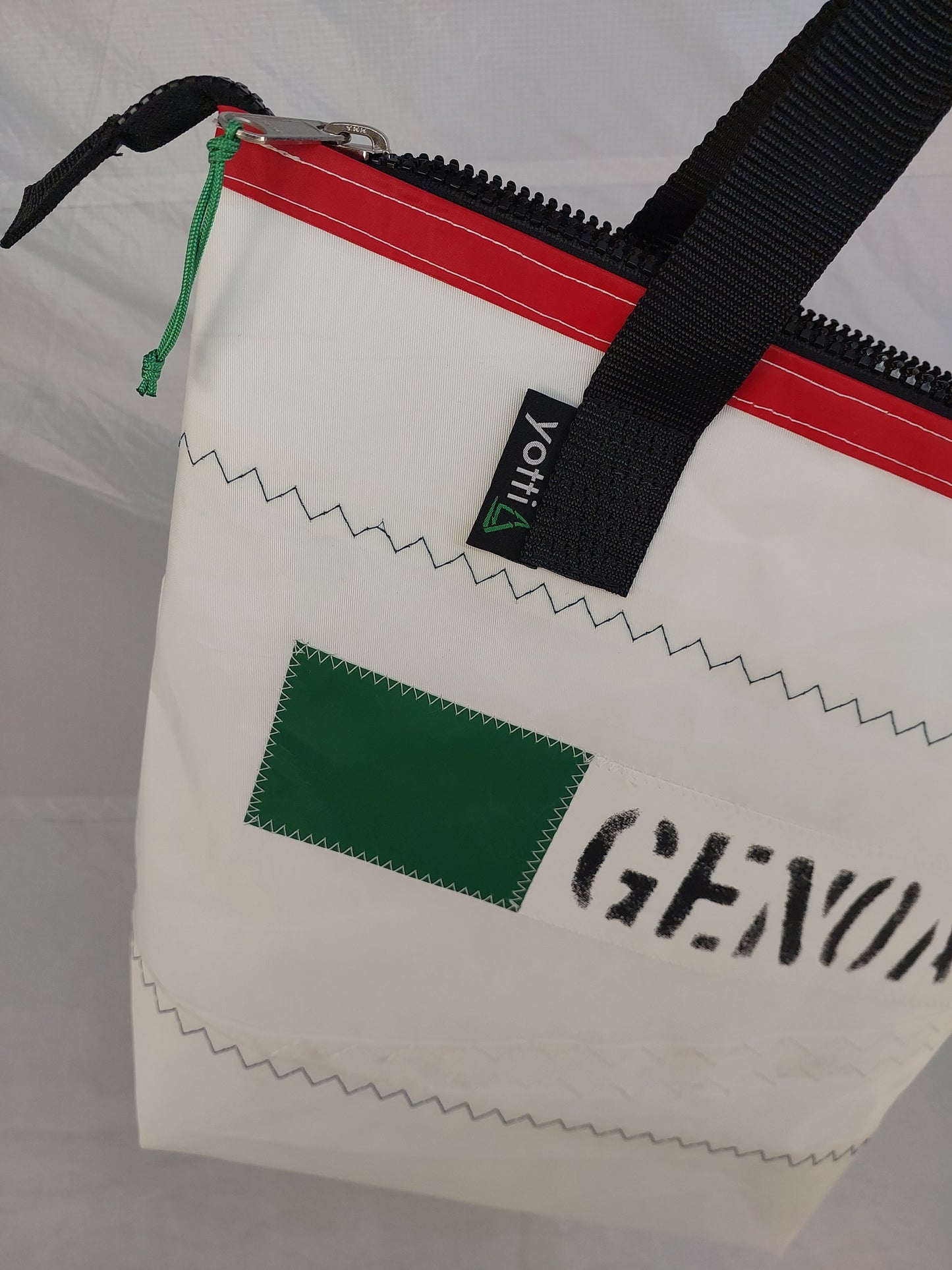 Genoa Zip Tote 869***