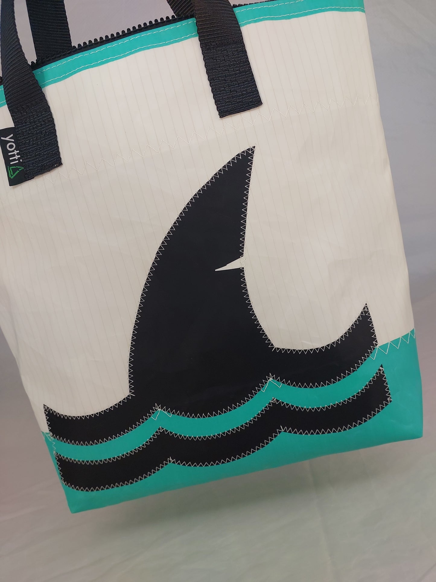 Shark Zip Tote 871