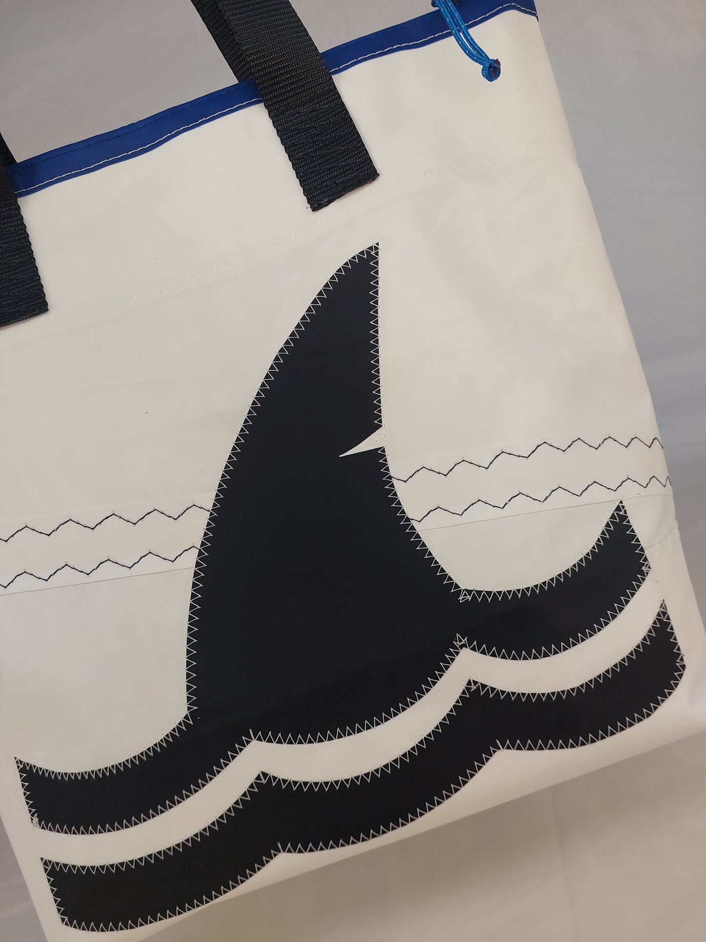 Shark Zip Tote 873